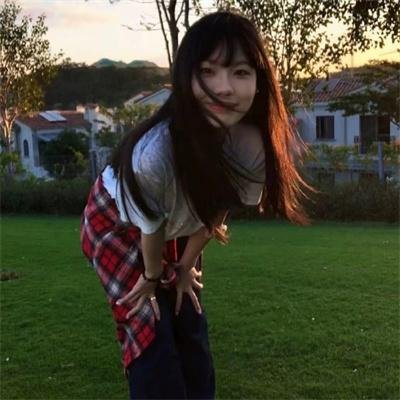 伴娘先拜堂